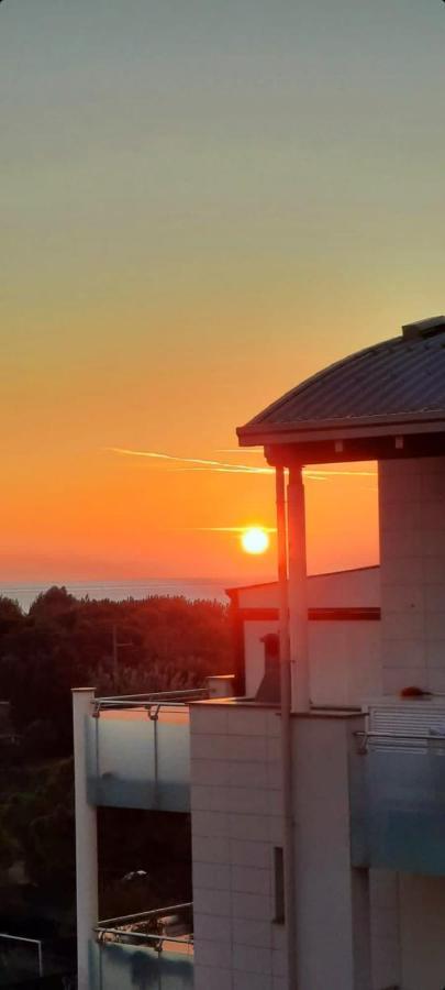 Апартаменти Albenga Sul Mare Famiglie Ed Amici Fino 10 Posti Екстер'єр фото